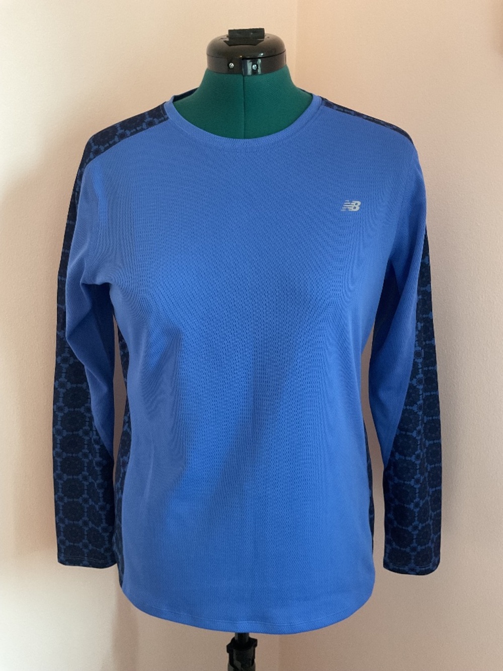 New Balance Longsleeve Tee